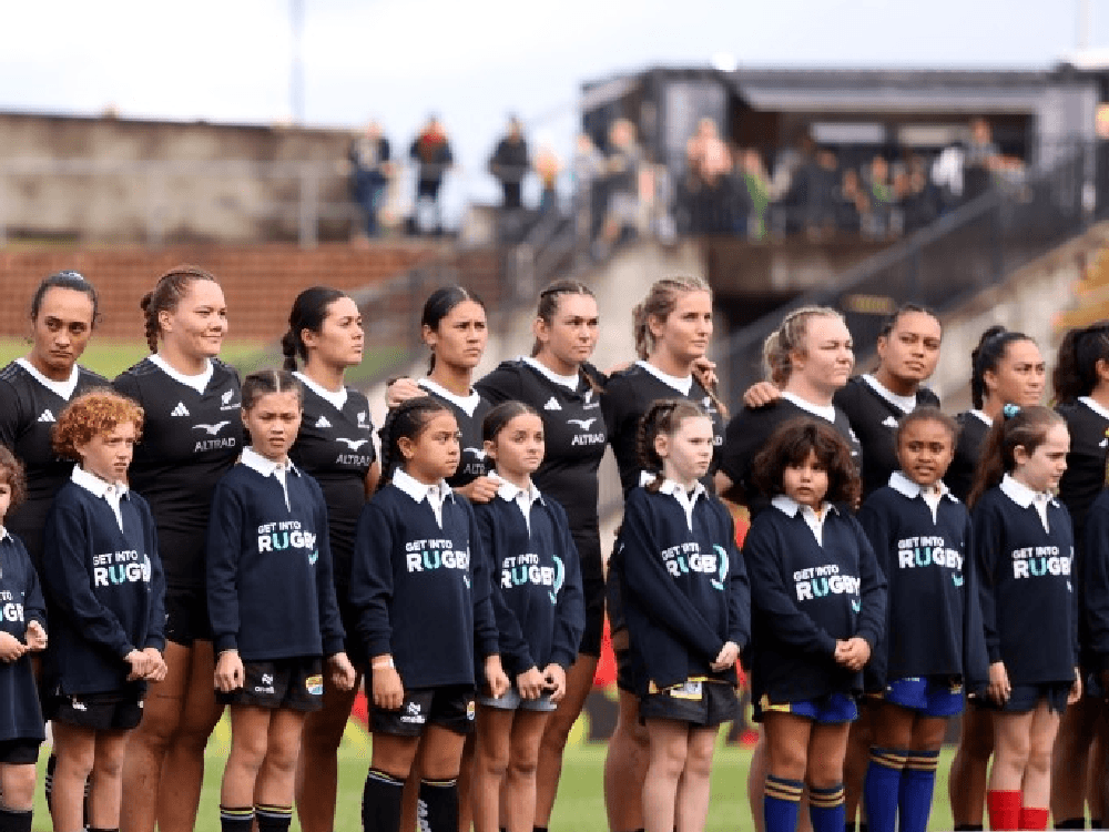 Leilani Drodrolagi (second from right) represented the Hamilton Hawks Juniors earlier this year when the Black Ferns faced the Wallaroos. Source: Getty