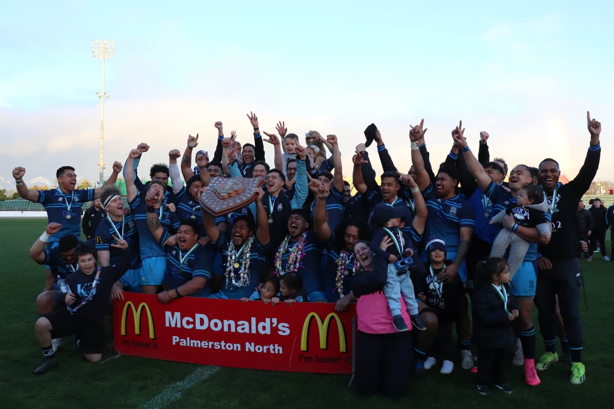 KT_SNR_Mens_HankenShield